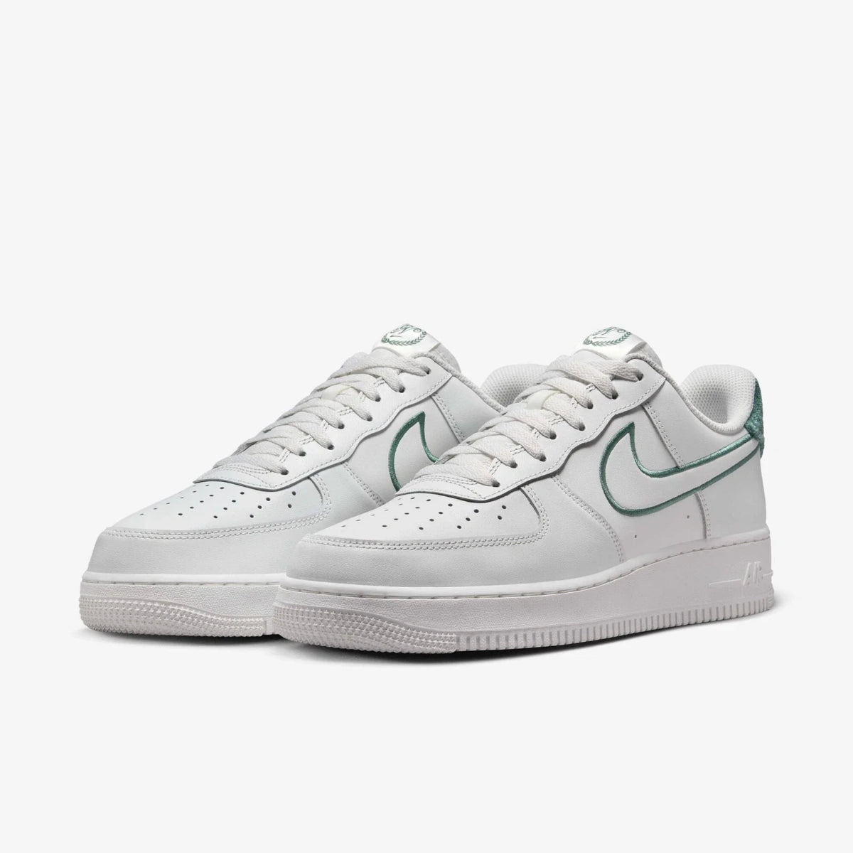Nike Air Force 1 '07 LV8 FN8349-100 Sneakers Men's White Resort and Sport Shoes
