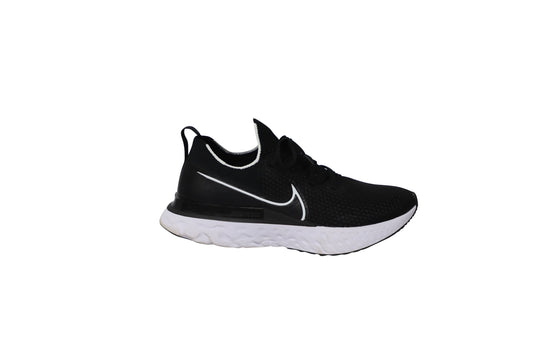 React Infinity Run Flyknit 2 in Black and White Rubber