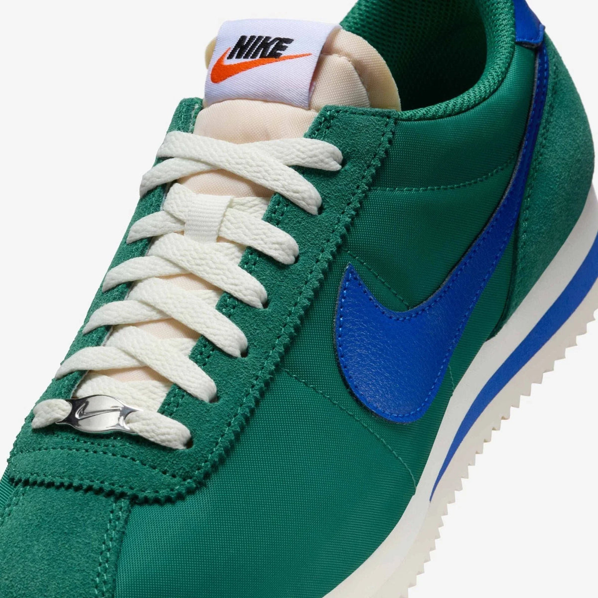 Nike Cortez IH2361-300 Sneakers Women'sEvergreen Aura Lifestyle Shoes HAM794