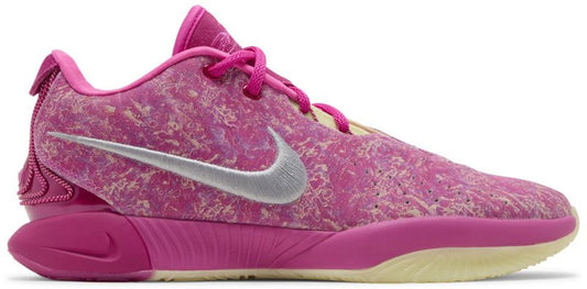 Nike LeBron 21 The World Is Your Oyster
