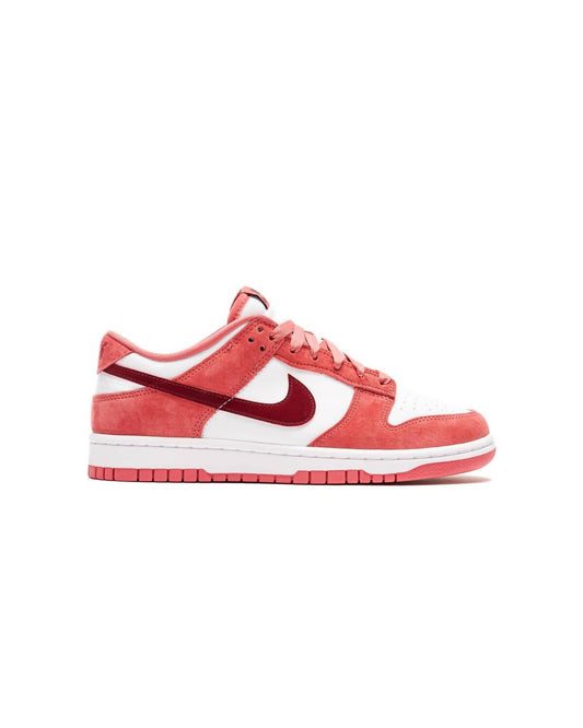 Women's Dunk Low Sneakers In White / Team Red-Adobe-Dragon Red