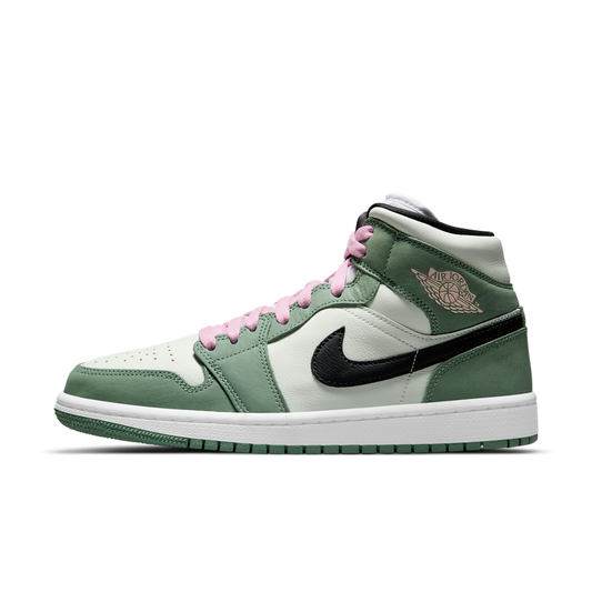 Women's Air  1 Mid SE Shoes