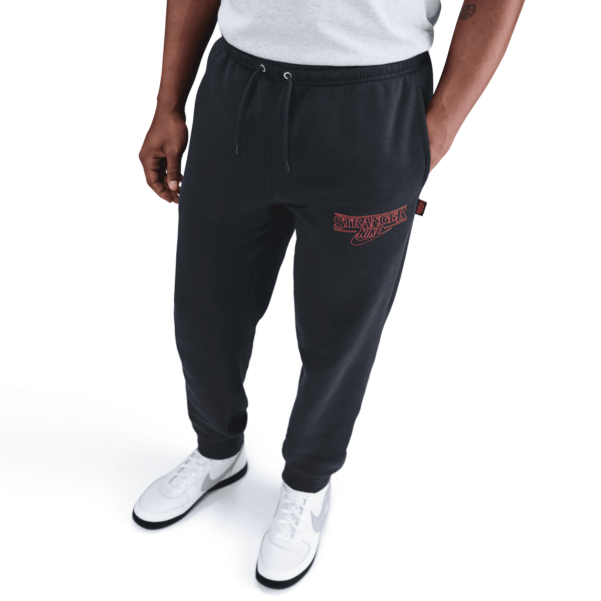 + Stranger Things Fleece Pants 'Black'