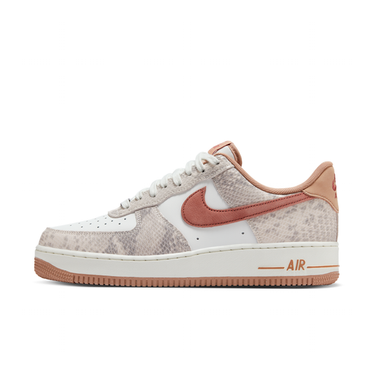 Men's Air Force 1 '07 LV8 Shoes