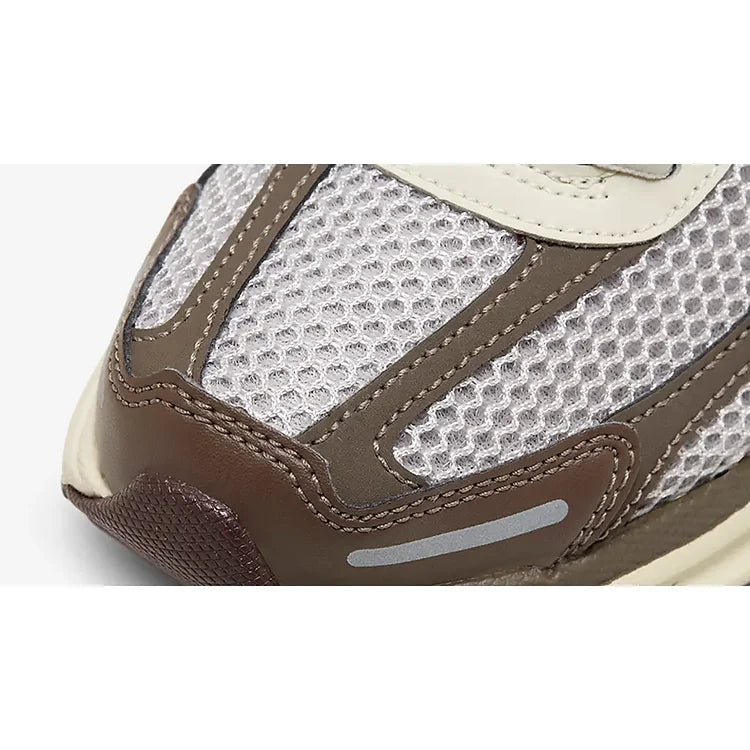Nike Air Zoom Vomero 5 Shoes